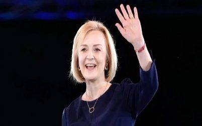 যুক্তরাজ্যের নতুন প্রধানমন্ত্রী লিজ ট্রাস