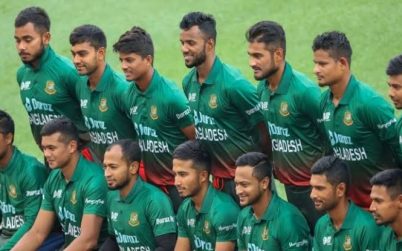 রাতে দেশ ছাড়ছে টাইগাররা