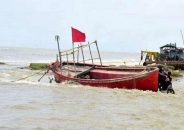 ২০ জেলায় ঝোড়ো হাওয়াসহ বজ্রপাতের আভাস, নদীবন্দরে সতর্ক সংকেত