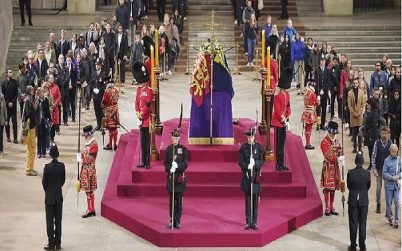 রানি দ্বিতীয় এলিজাবেথের অন্ত্যেষ্টিক্রিয়া সম্পন্ন