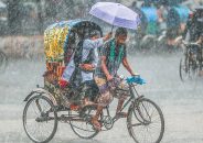 বঙ্গোপসাগরে সৃষ্ট ঘূর্ণিঝড় ‘সিত্রাং’ ঢাকাসহ সারা দেশে হালকা থেকে মাঝারি ধরনের বৃষ্টিপাত