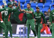 পর পর ২ রানআউটে বিপর্যয়ে নেদারল্যান্ডস