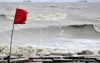 নিম্নচাপটি আরও শক্তিশালী হলো,৩ নম্বর সতর্ক সংকেত