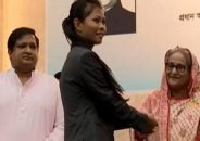 সাফ উইমেন্স চ্যাম্পিয়নশিপ জাতীয় নারী ফুটবল দলকে সংবর্ধনা ও আর্থিক সম্মাননা দিয়েছেন প্রধানমন্ত্রী