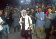 মাদকাসক্ত ও সরকার বিরোধীদের নিয়ে ছাত্রলীগের কমিটি চূড়ান্ত করার গুঞ্জনে টায়ার জ্বালিয়ে বিক্ষোভ মিছিল ছাত্রলীগের