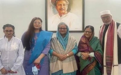 প্রধানমন্ত্রী সঙ্গে সপরিবারে সাক্ষাৎ করেছেন কাদের সিদ্দিকী