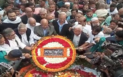 শহীদ বুদ্ধিজীবীদের প্রতি পুষ্পার্ঘ্য অর্পণের মাধ্যমে শ্রদ্ধা বিএনপির