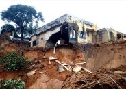 বৃষ্টিপাতে সৃষ্ট আকস্মিক বন্যা ও ভূমিধসে অন্তত ১২০ জনের মৃত্যু হয়েছে