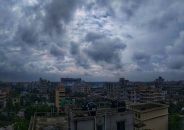 সকাল ৭টার পর বৃষ্টি না থাকলেও ঢাকার আকাশে মেঘের আনাগোনা