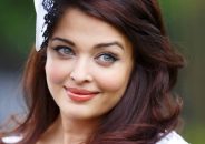 পকেটে ঐশ্বরিয়া রায়ের পাসপোর্ট,পুলিশ তিন ব্যক্তিকে গ্রেফতার করেছে
