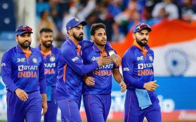 কোহলিদের বেতন বাড়ছে ৩ কোটি