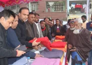 অসহায় ও দুস্থদের মধ্যে শীতবস্ত্র বিতরণ করেছে ঢাকা মহানগর উত্তর যুবলীগ