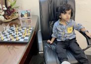 বাবা শাকিব খানের অফিসে ছেলে বীর, যা বললেন বুবলী!