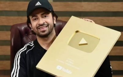 ইউটিউব থেকে জোড়া স্বীকৃতি পেলেন শাকিব