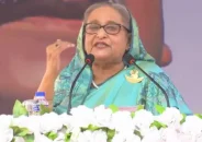 এ দেশকে আমরা চিনি, দেশকে আমরা বুঝি, কোত্থেকে উড়ে এসে জুড়ে বসবে, সেটিই মানতে হবে?