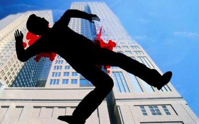 চট্টগ্রামে ভবন থেকে পড়ে তিন শ্রমিক নিহত