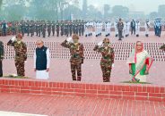 স্মৃতিসৌধে শহিদদের প্রতি রাষ্ট্রপতি-প্রধানমন্ত্রীর ফুলেল শ্রদ্ধা