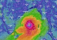 বিকেলে উপকূল পেরোতে পারে ‘মোখা’