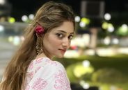 ধরা দিচ্ছেন পূজা, পার করবেন আনন্দক্ষণ সময়