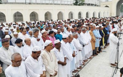 সিরাজুল আলম খানের প্রথম জানাজা বায়তুল মোকাররমে, নোয়াখালীতে দাফন