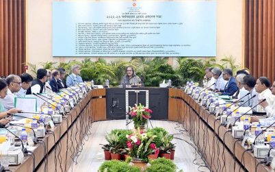 পেঁয়াজসহ পচনশীল পণ্য সংরক্ষণে গুদাম নির্মাণের নির্দেশ: প্রধানমন্ত্রী