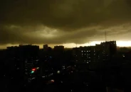 শেষ বিকেলে ঢাকায় রাতের অন্ধকার