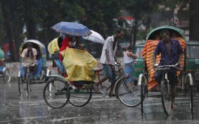 বৃষ্টি কিছুটা বেড়ে কমতে পারে দিনের তাপমাত্রা